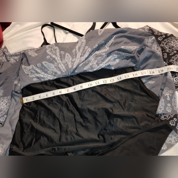 NWOT MESH HANDKERCHIEF HEM SWIM DRESS ADJUSTABLE KEY HOLE BUST XL - Picture 8 of 12